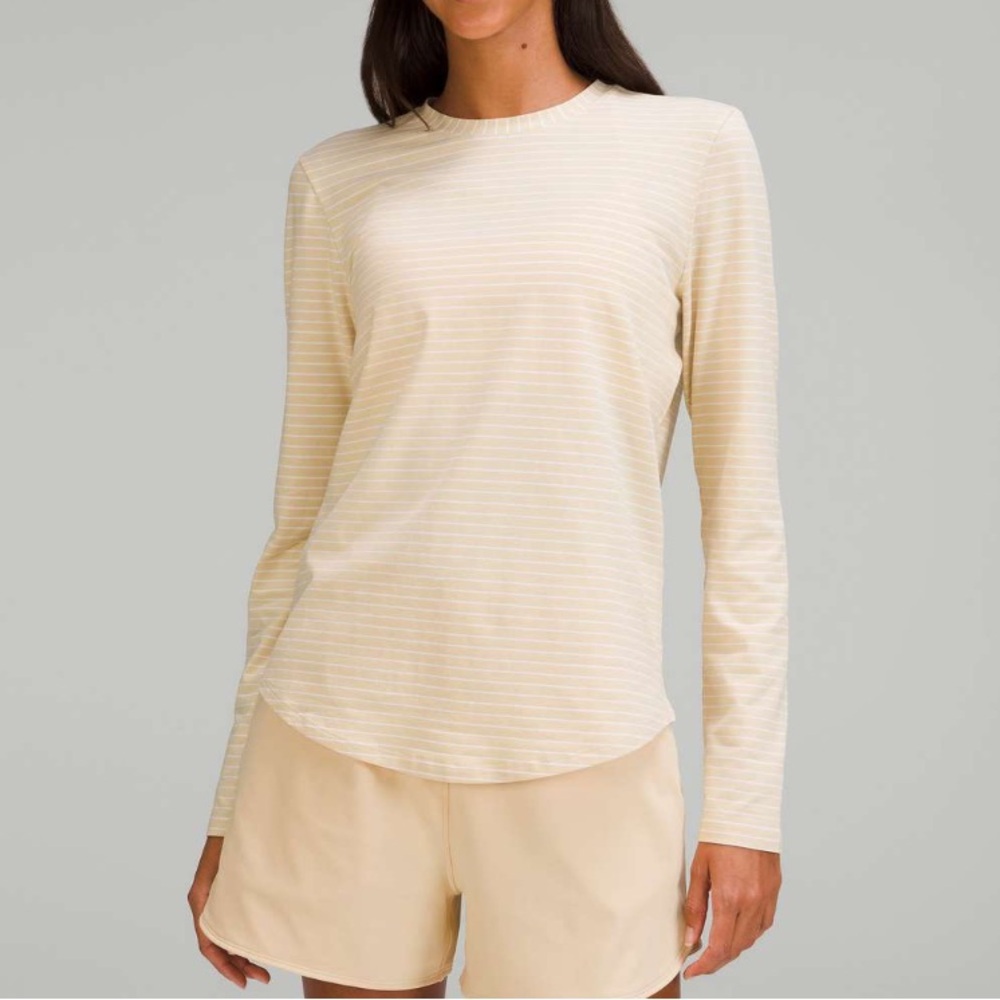 Lululemon Love Long Sleeve Shirt in Prosecco/white (size 4)